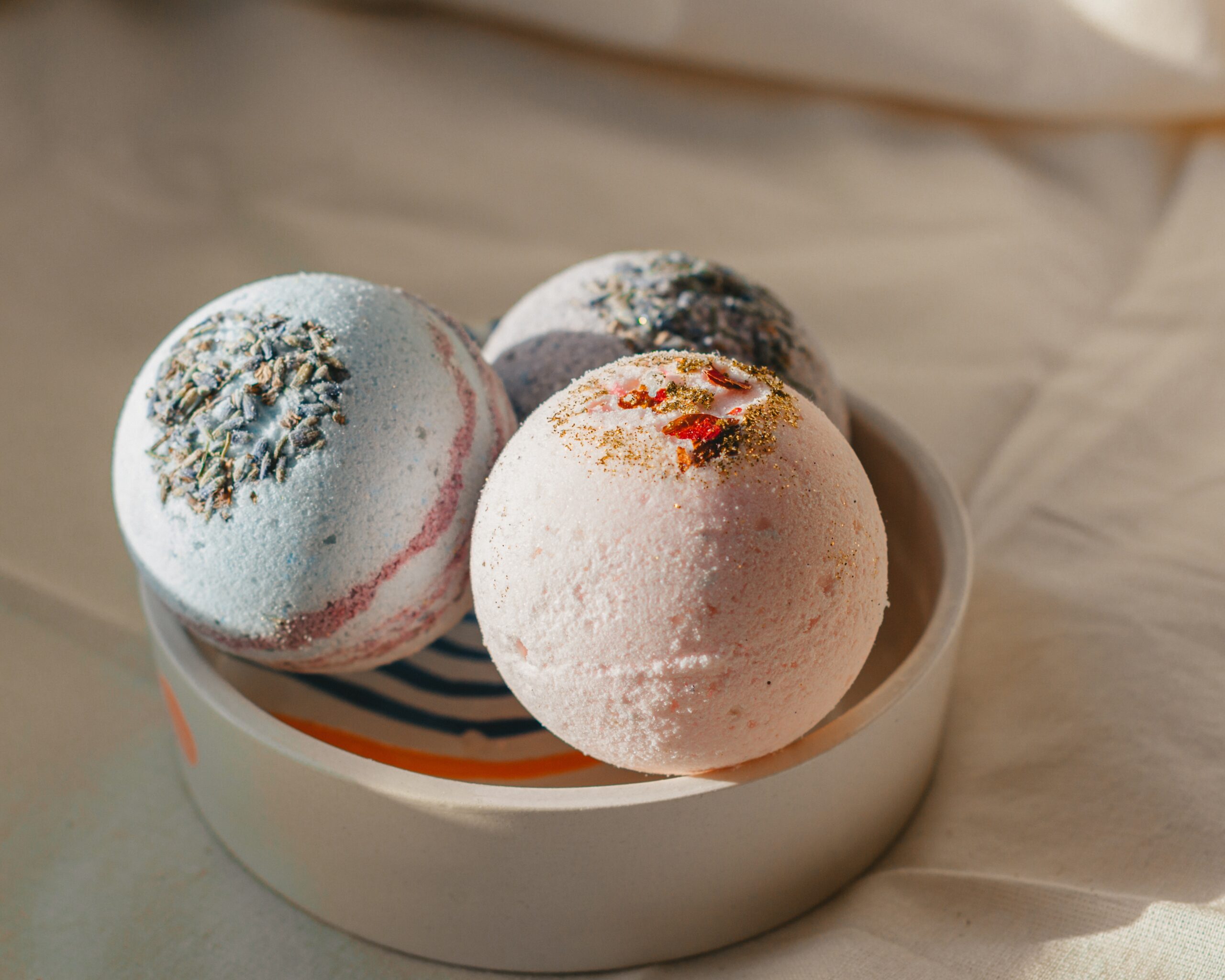 cbd oil bath bombs