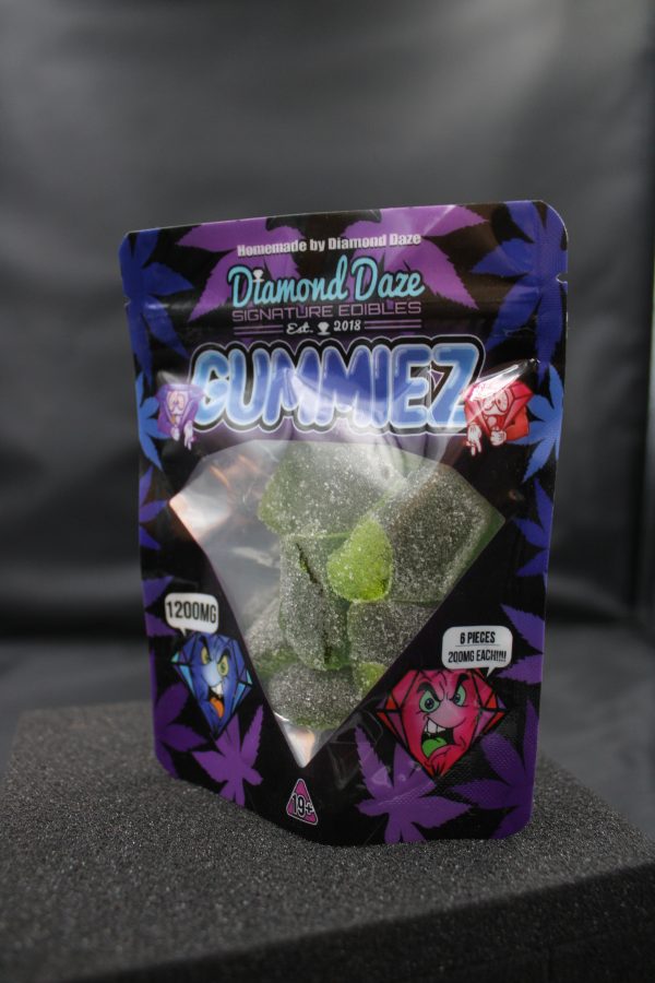 Diamond Daze Gummies Green Apple