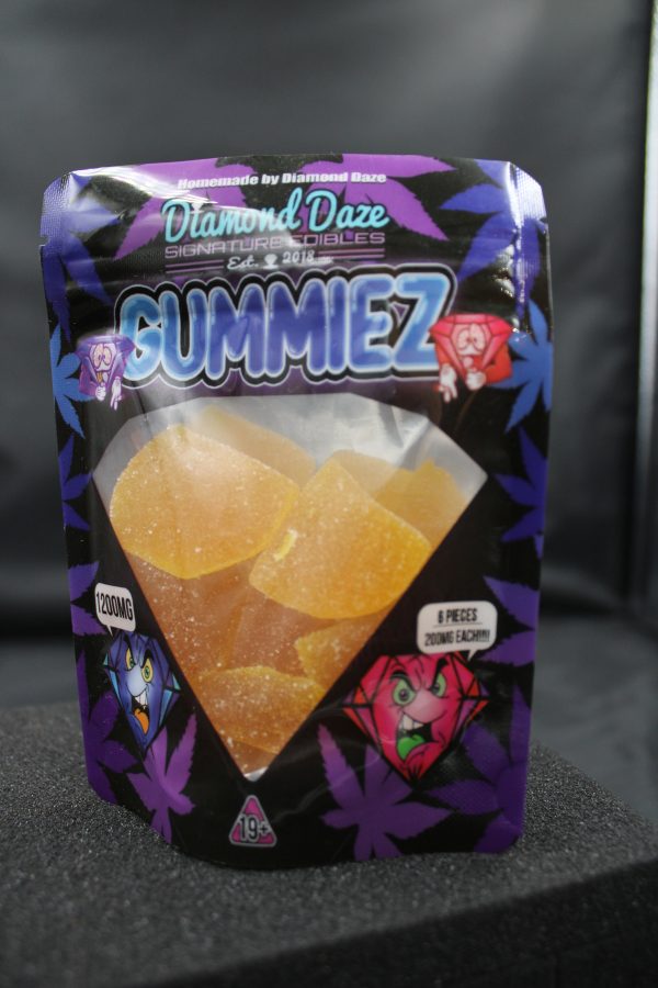 Diamond Daze Gummies Orange
