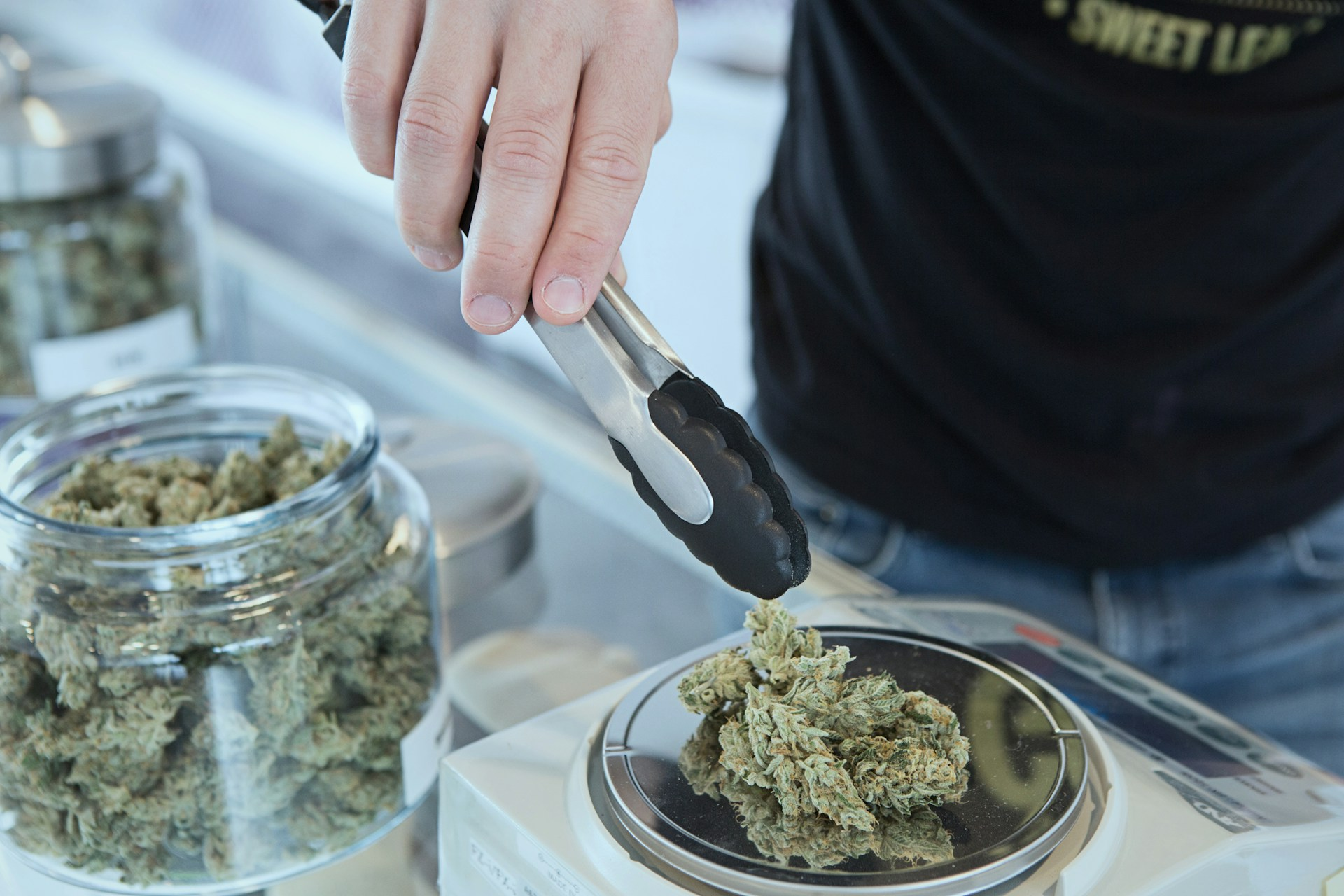 cannabis online shop