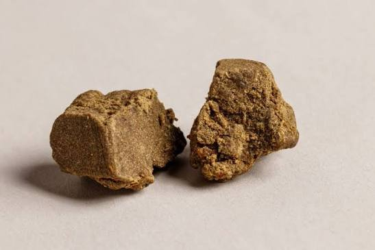 What Is Hash? How It’s Made & How It Differs from Flower