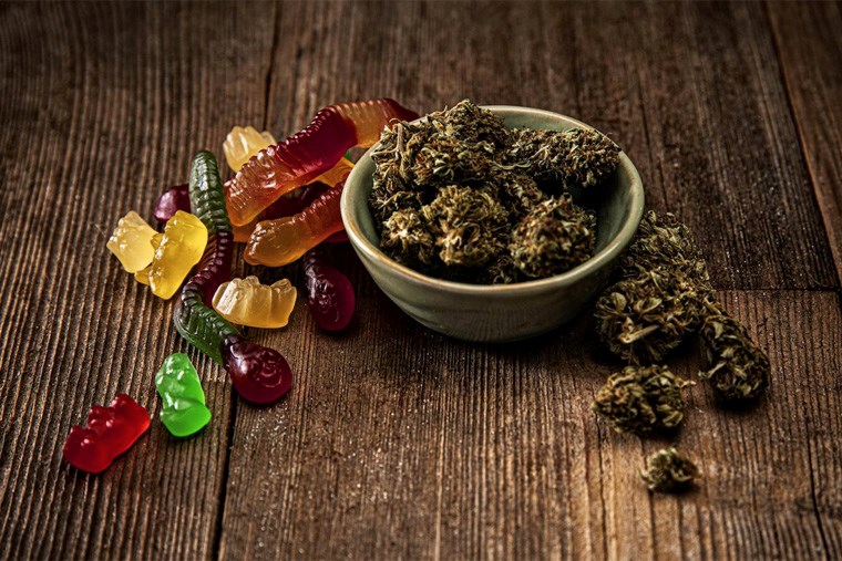 How Are Cannabis Gummies Made in Canada’s Legal Market?